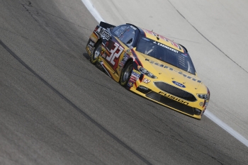 NASCAR: Apr 07 Duck Commander 500